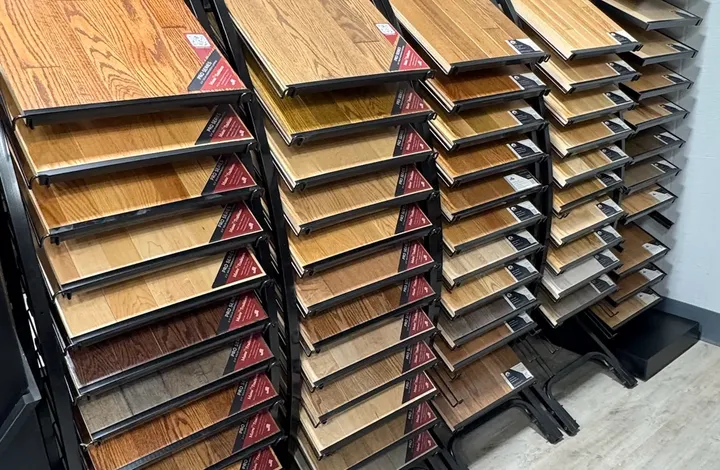Maine Traditions solid hardwood flooring display
